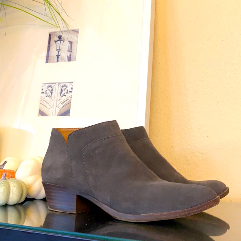 Lucky Brand grey suede booties